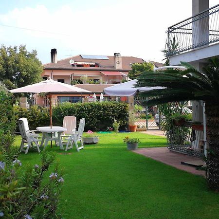 Bb Guest House Ogliastra Tortolì Eksteriør billede